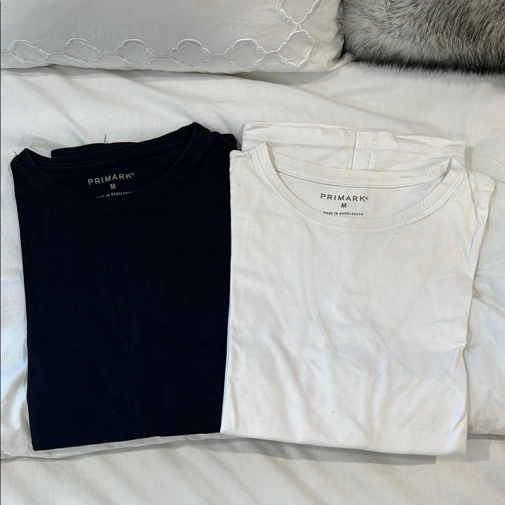 Primark set of 2 tshirts medium